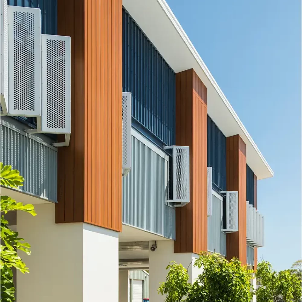 PTA-SMITHFIELD-SHS-211355